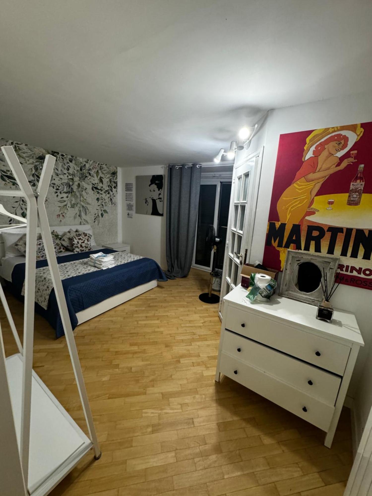 נאפולי Plebiscito Charme Rooms מראה חיצוני תמונה